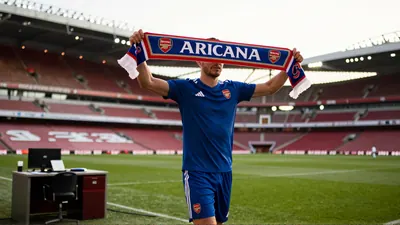 Arsenal beat Birmingham City to sign Illan Meslier